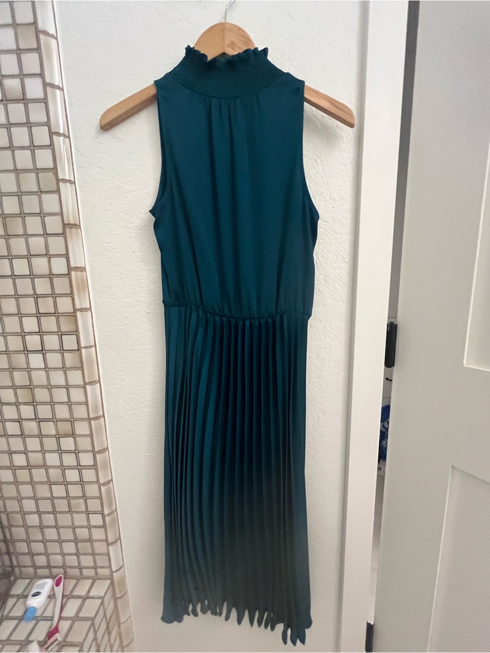 Banana Republic Teal Sleeveless Pleated Midi Dress with Ruffle Collar